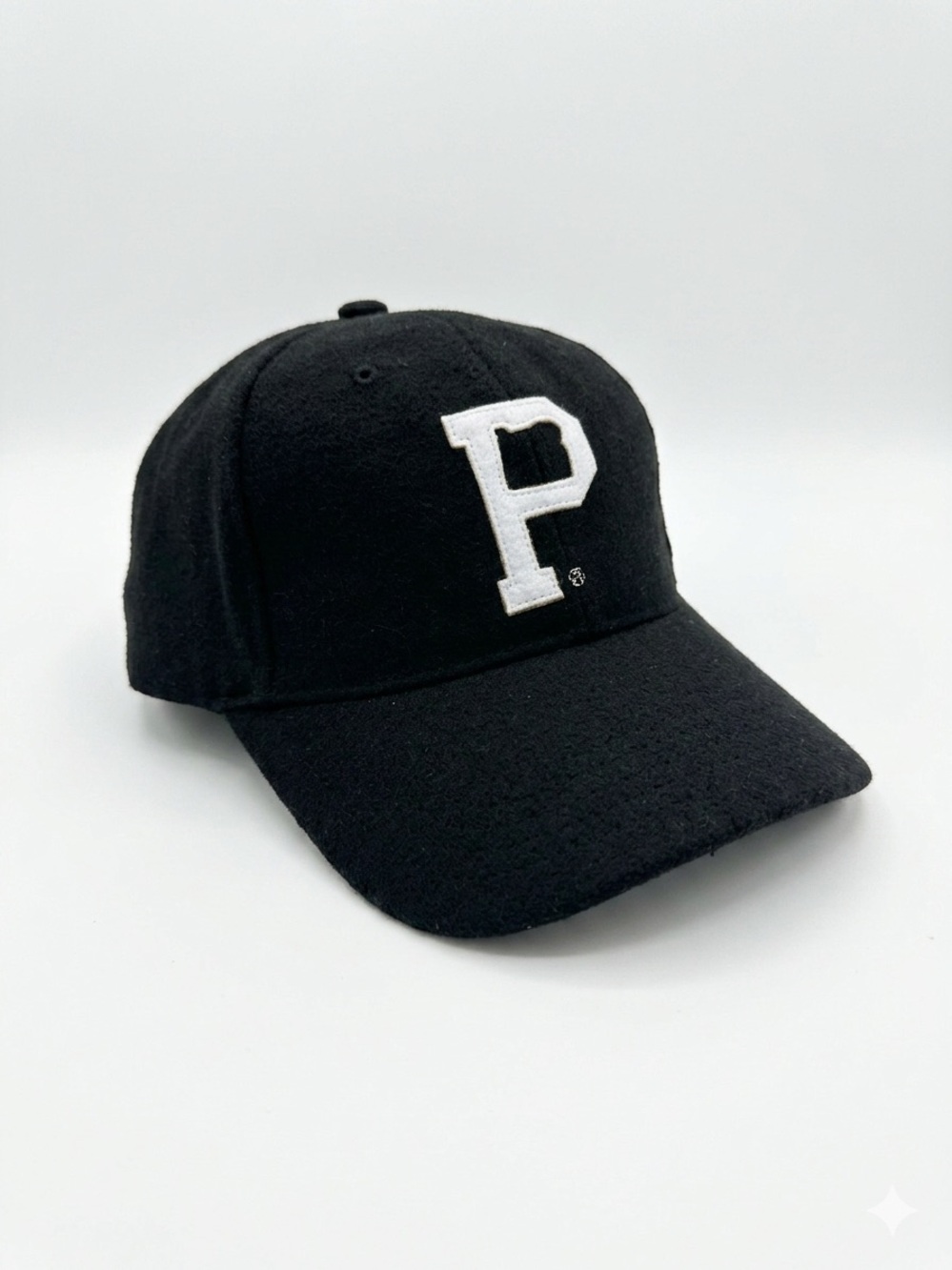 Black 'P' Logo Baseball Cap - Men's Hat